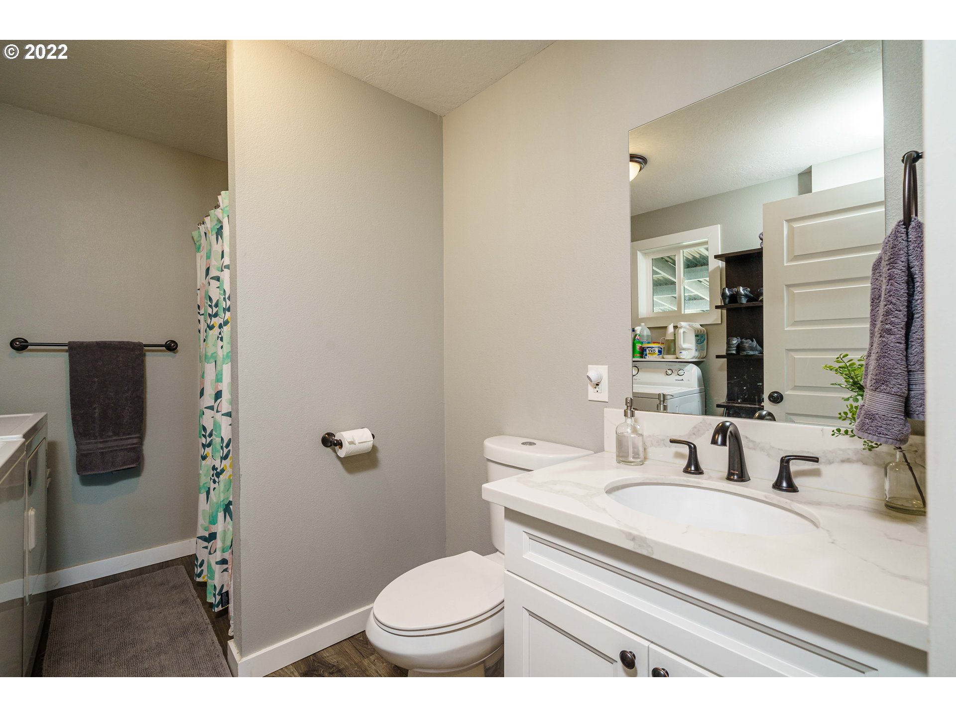 8563 Southeast Roots Road Clackamas, OR 97015 - Photo 14 of 30 Gallery Image 14