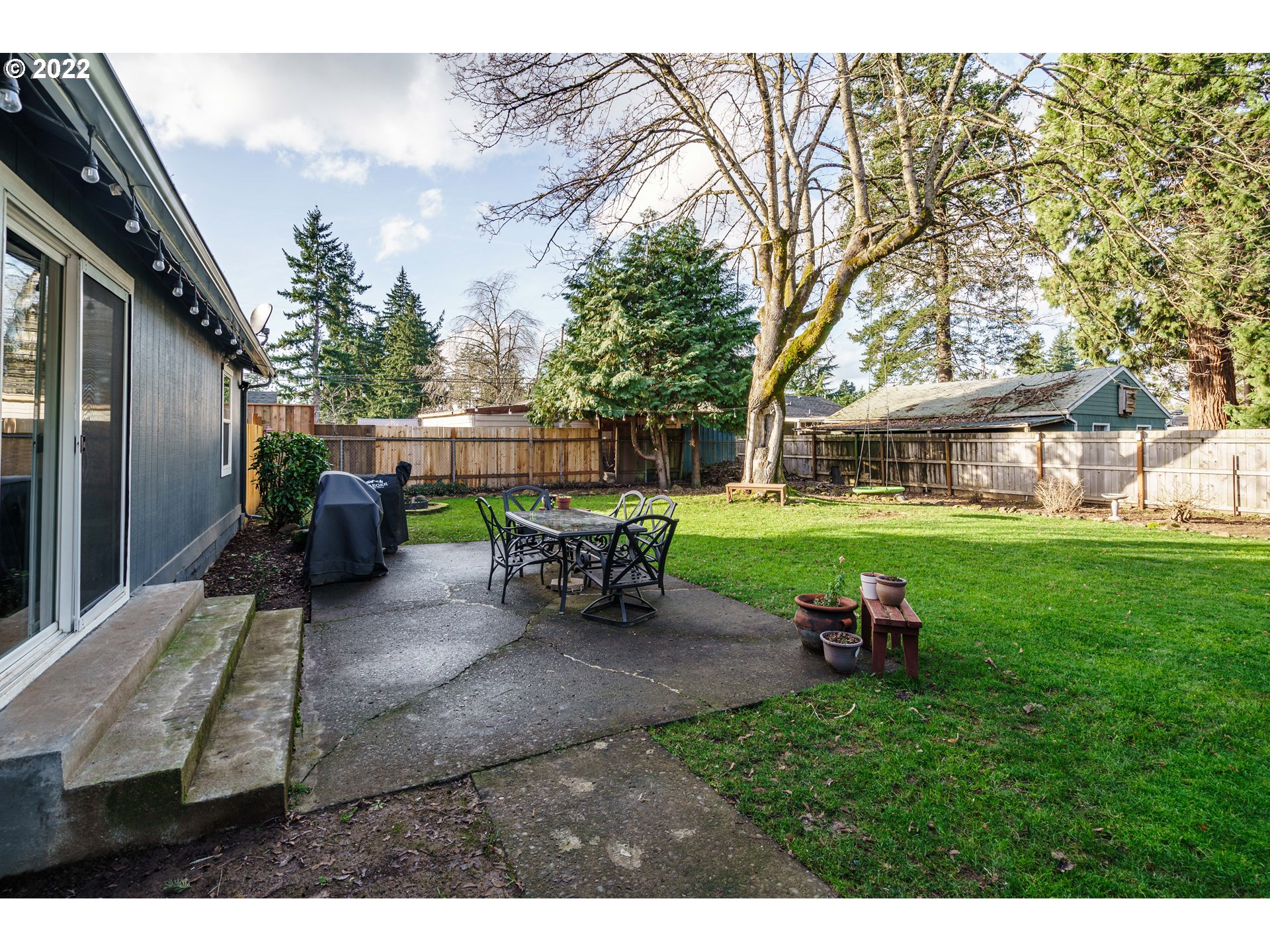 8563 Southeast Roots Road Clackamas, OR 97015 - Photo 29 of 30 Gallery Image 29
