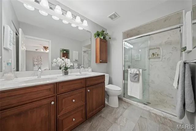 $550,000 | 12848 Haverton Drive, Creve Coeur, MO 63141