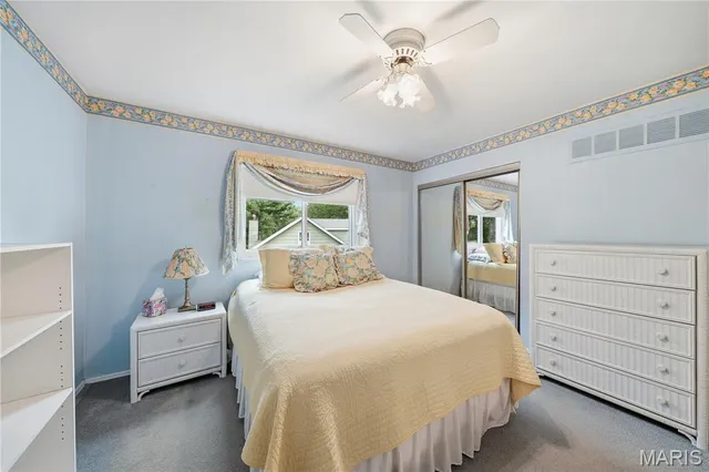 $550,000 | 12848 Haverton Drive, Creve Coeur, MO 63141