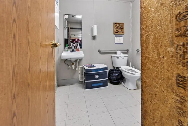 $115,000 | 11716 County Road 4037, Kemp, TX 75143