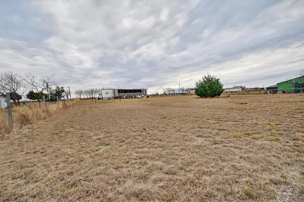 $115,000 | 11716 County Road 4037, Kemp, TX 75143
