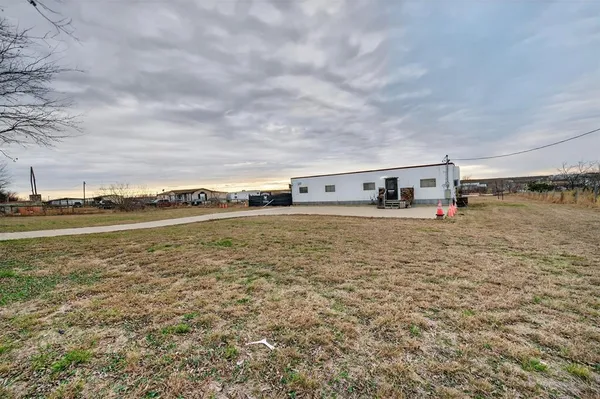 $115,000 | 11716 County Road 4037, Kemp, TX 75143