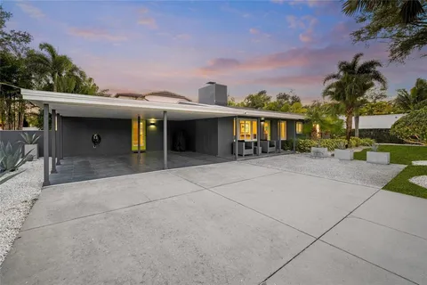 $1,445,000 | 1780 Spring Creek Drive, Sarasota, FL 34239