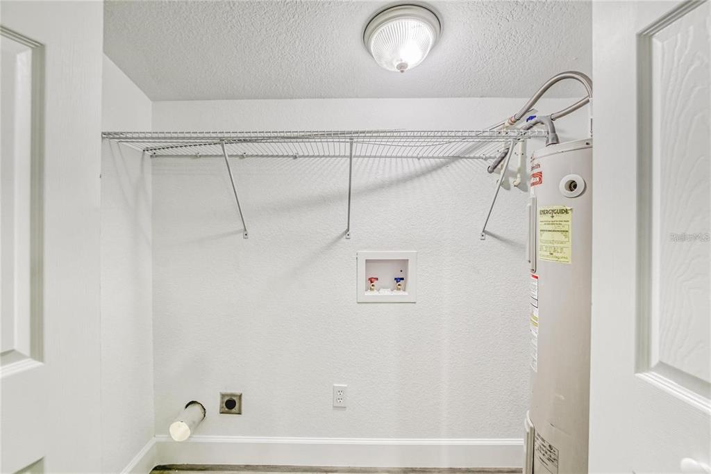 5320 Cherry Avenue Seffner, FL 33584 - Photo 12 of 21 a bathroom with a shower and a shower