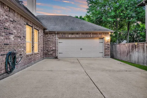 $874,900 | 123 Del Monte Pines Drive, Montgomery, TX 77316