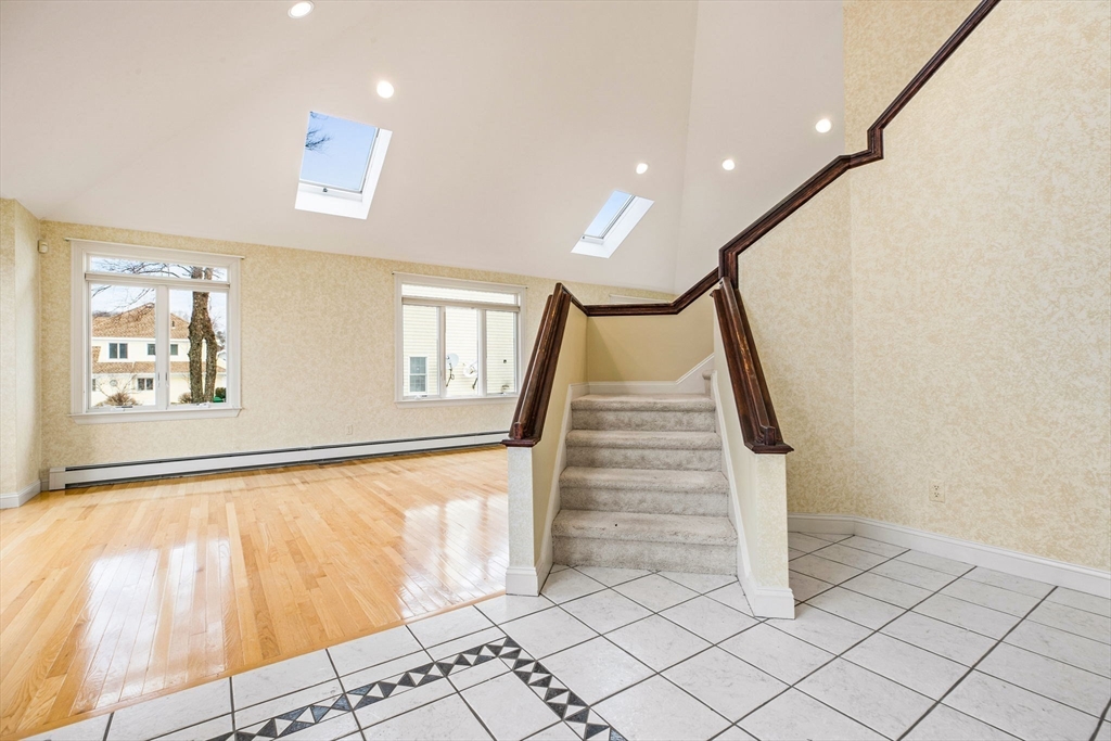 42 Oak Bluff Circle, Unit H Plymouth, MA 02360 - Photo 17 of 32