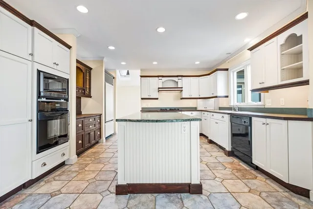 $6,500 | 42 Oak Bluff Circle, Unit H, Plymouth, MA 02360