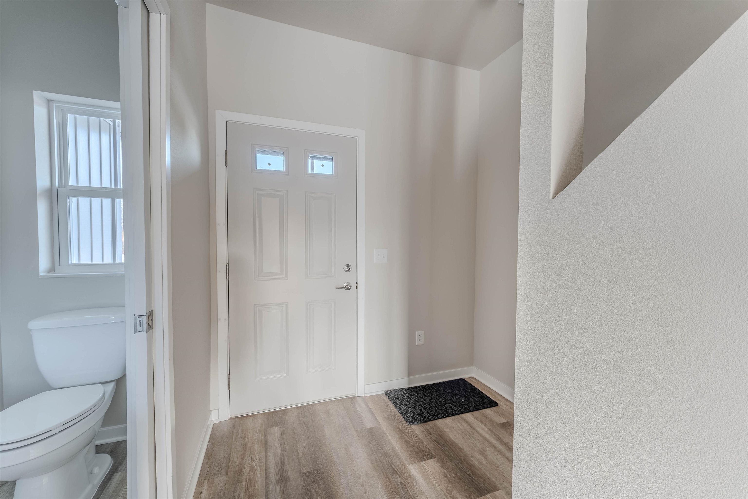 1084 West 20th Avenue Oshkosh, WI 54902 - Photo 14 of 31