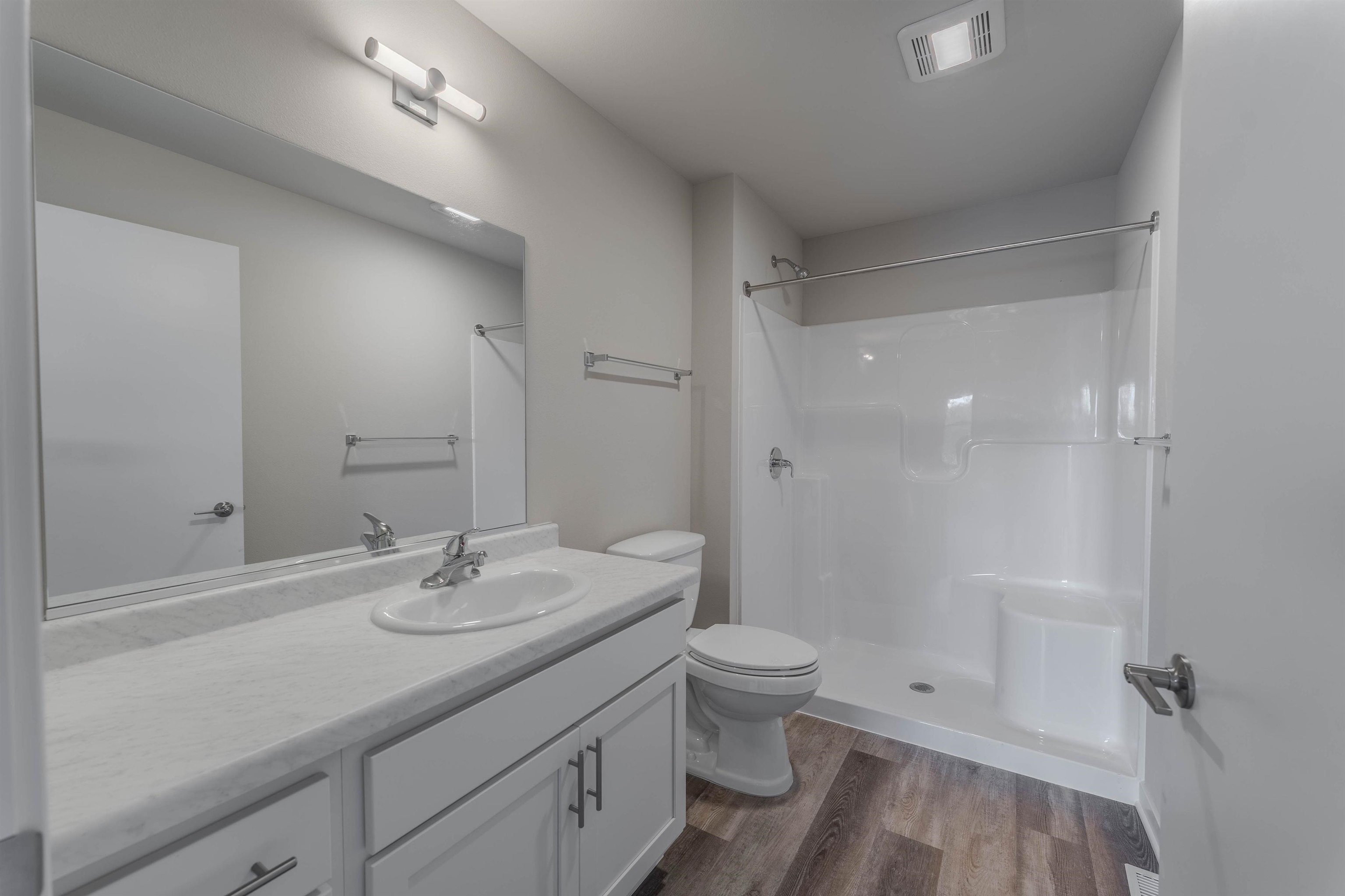 1084 West 20th Avenue Oshkosh, WI 54902 - Photo 18 of 31