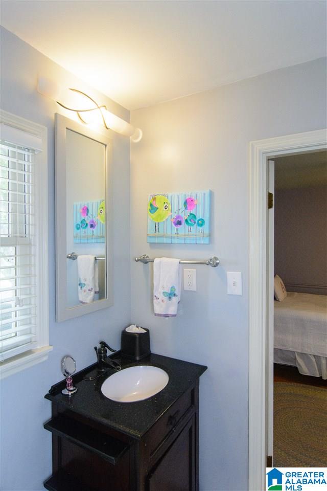 3800 North Woodridge Road Birmingham, AL 35223 - Photo 36 of 50