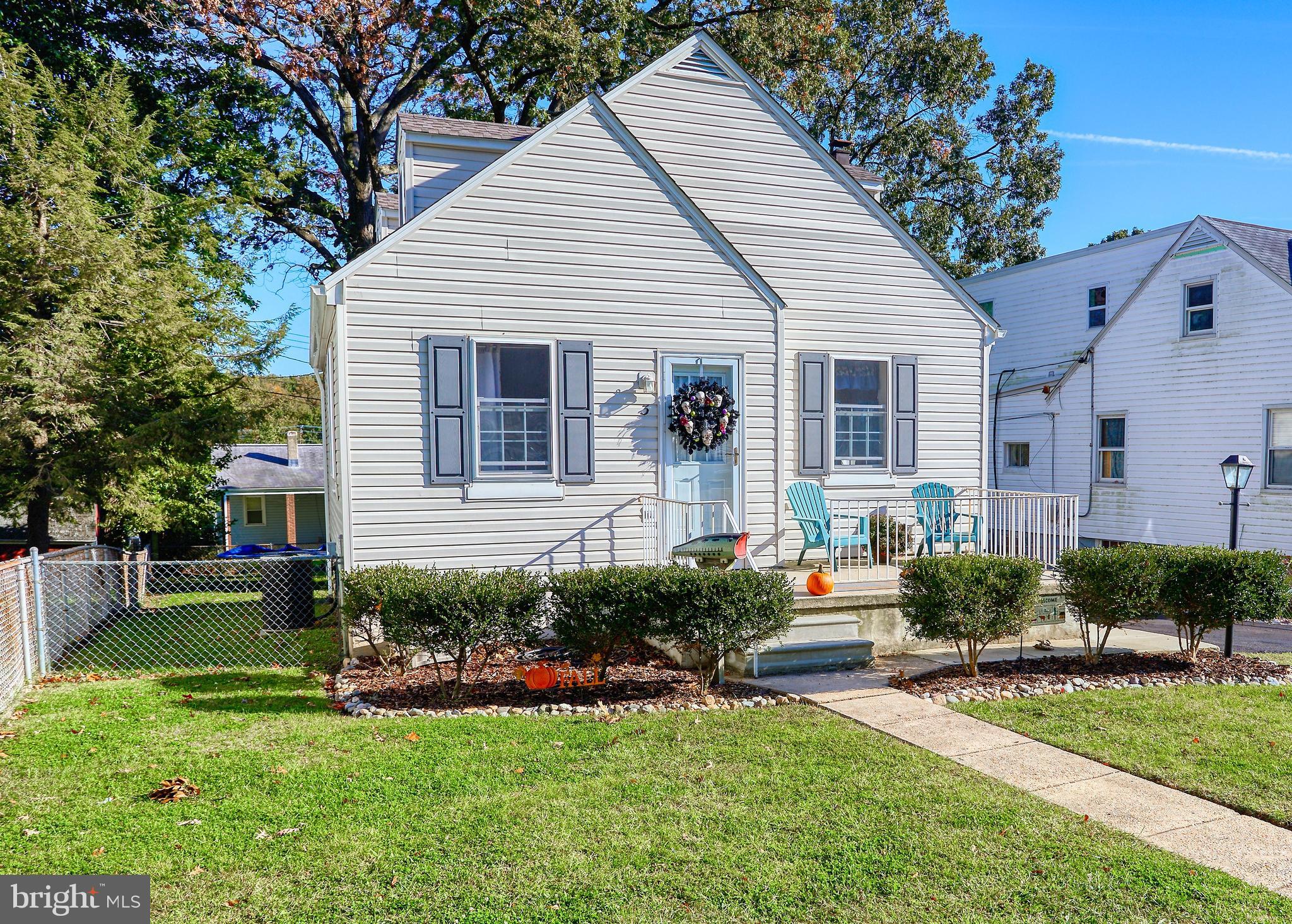 3 James Street Baltimore, MD 21221 - Photo 2 of 19 3 James St