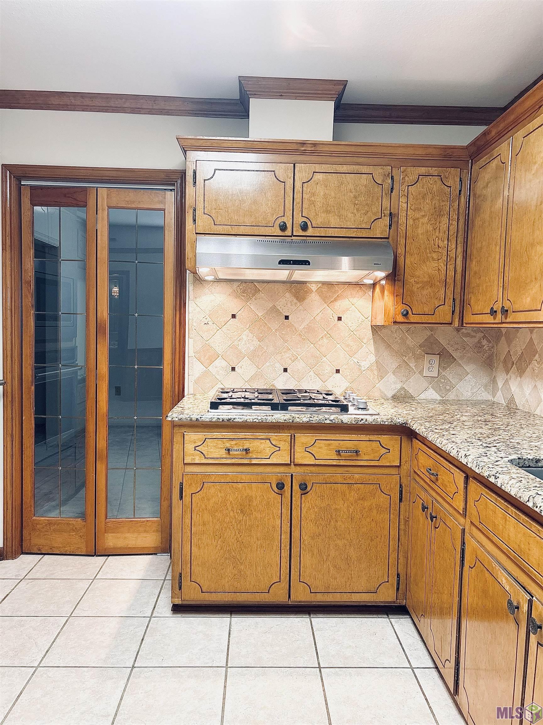 8828 Trudeau Avenue Baton Rouge, LA 70806 - Photo 4 of 27