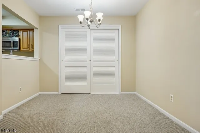 $1,950 | 11 Ray Court, Unit 11, Bedminster, NJ 07921