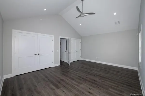 $2,950 | 26 Sunlight Walk, Unit 26, Holbrook, NY 11741