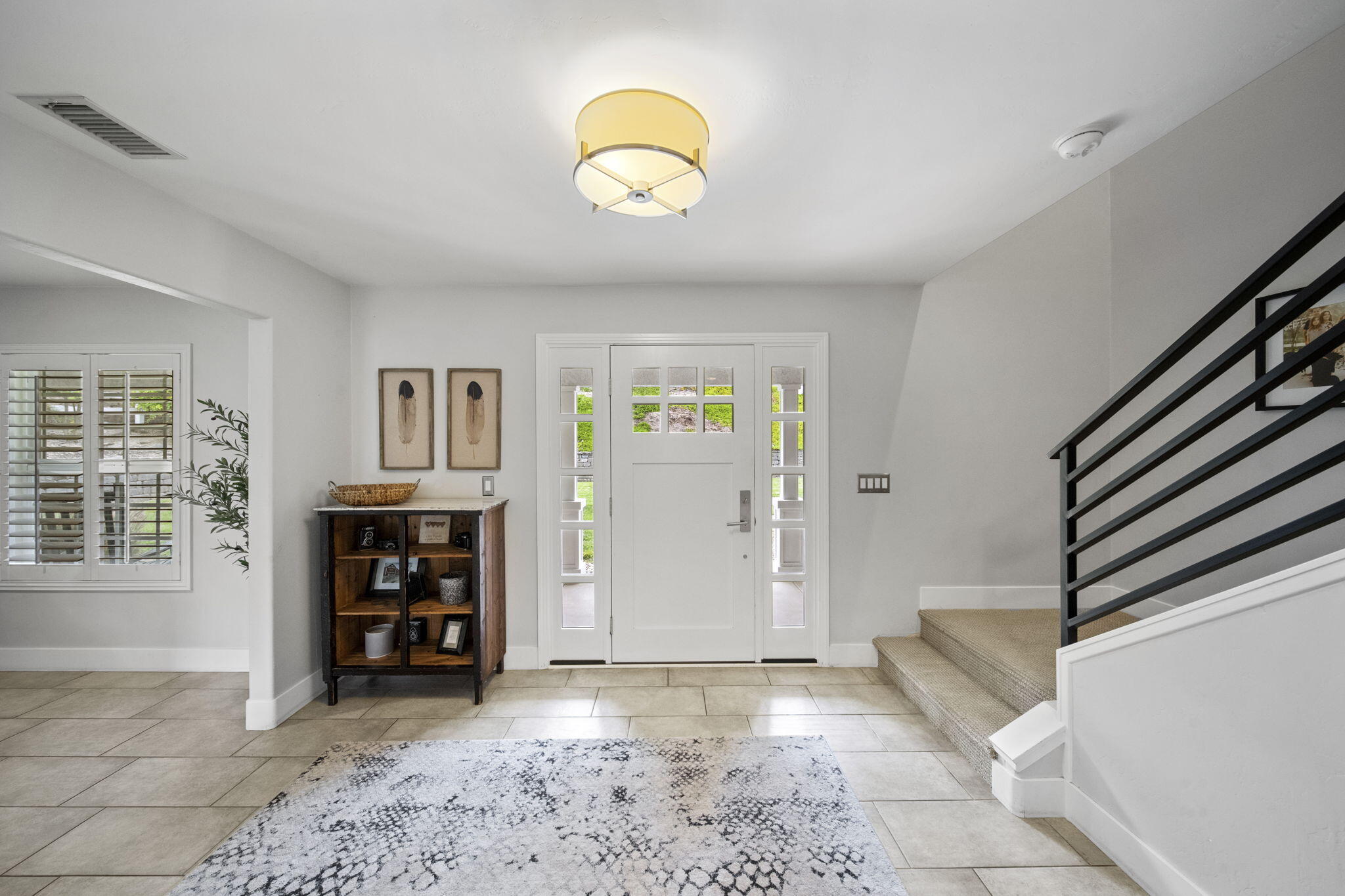 31098 Del Rey Road Temecula, CA 92591 - Photo 11 of 75 foyer