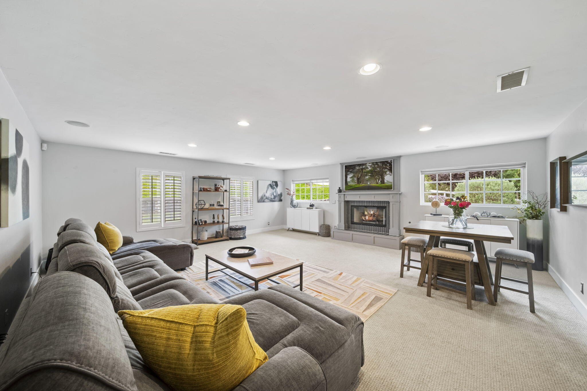 31098 Del Rey Road Temecula, CA 92591 - Photo 28 of 75 living room