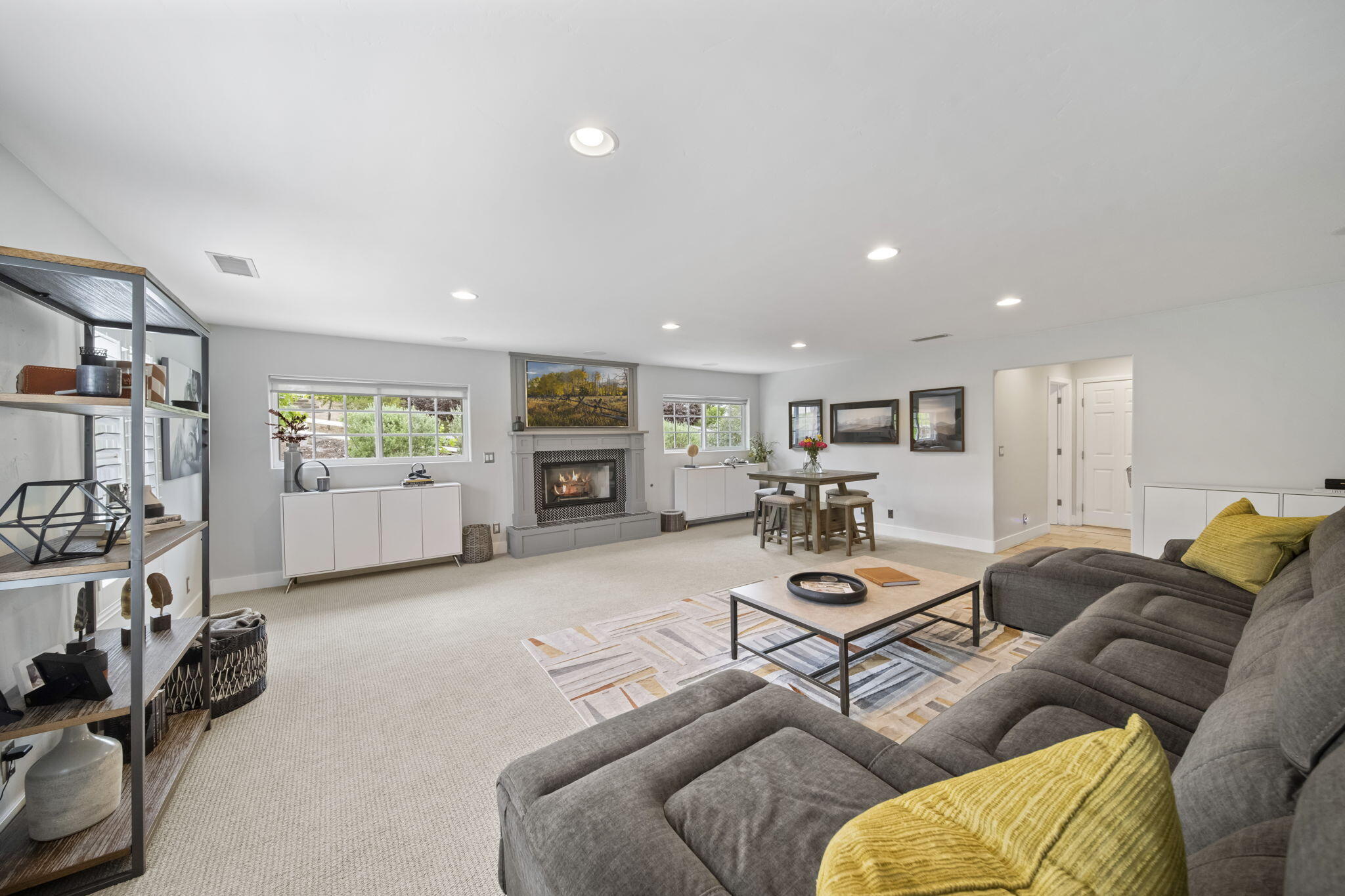 31098 Del Rey Road Temecula, CA 92591 - Photo 29 of 75 living room