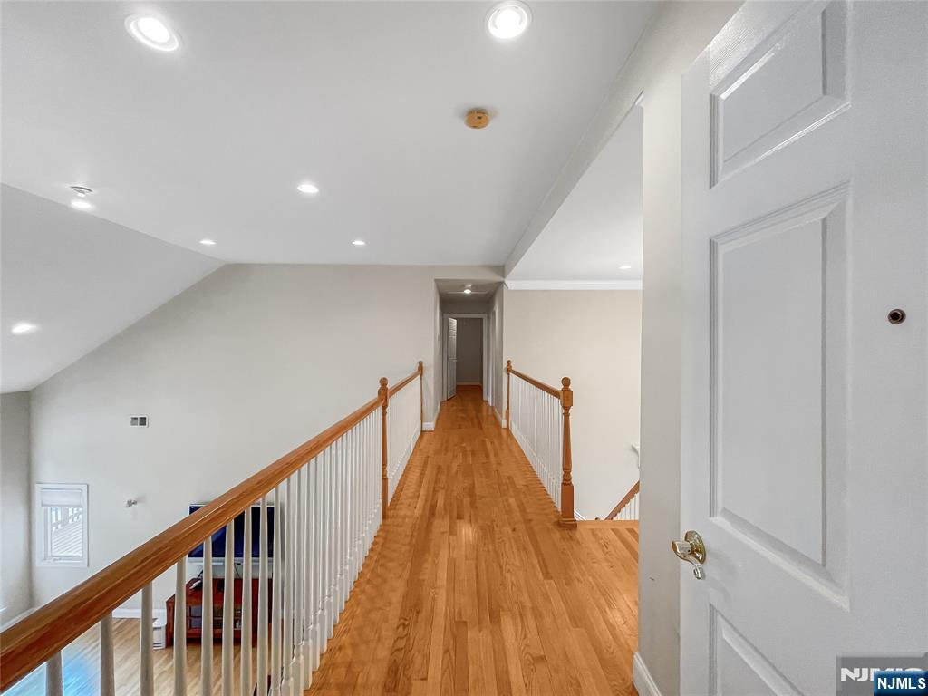 445 Nevada Street Paramus, NJ 07652 - Photo 29 of 50