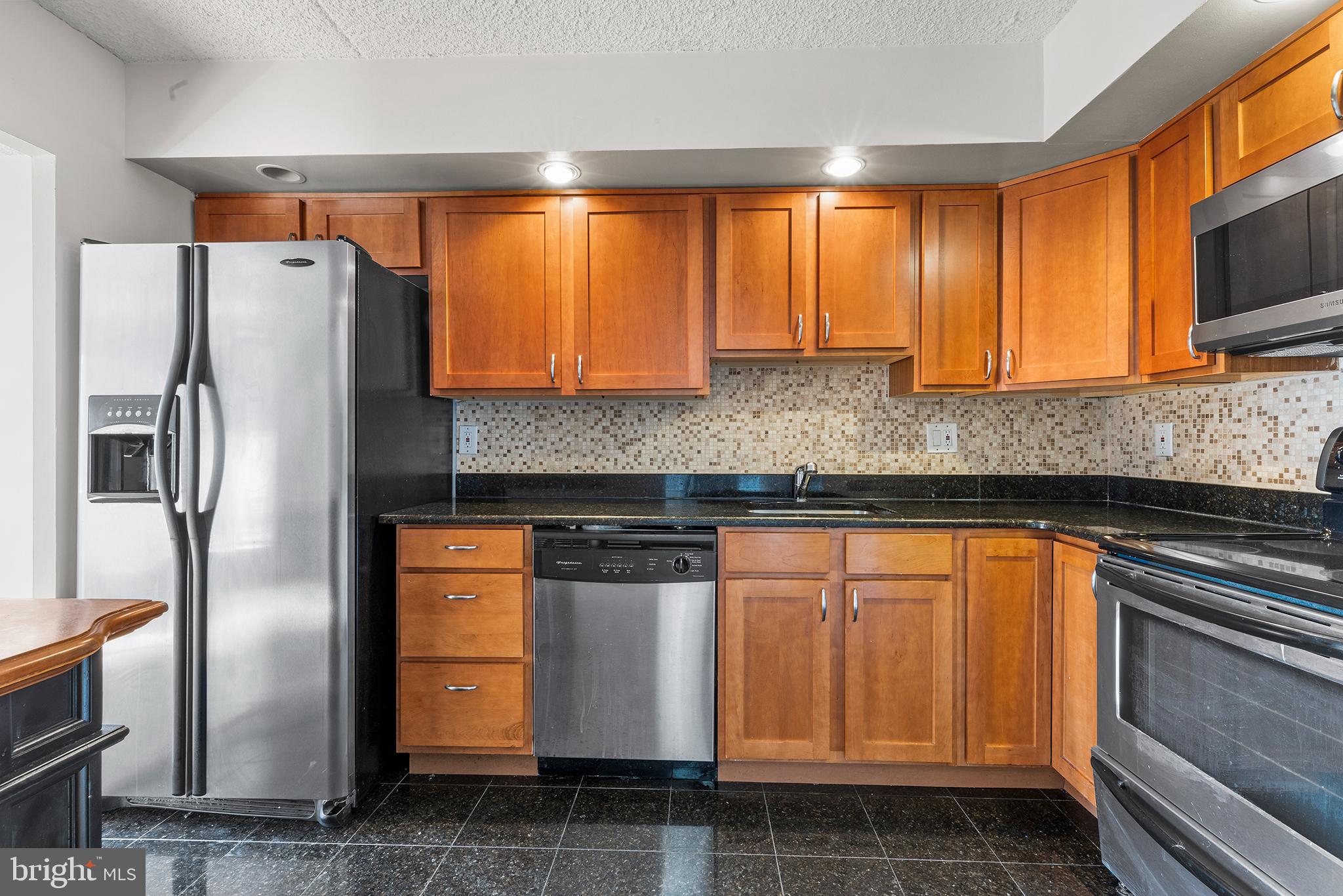 200 Lombard Street, Unit 528 Philadelphia, PA 19147 - Photo 8 of 24