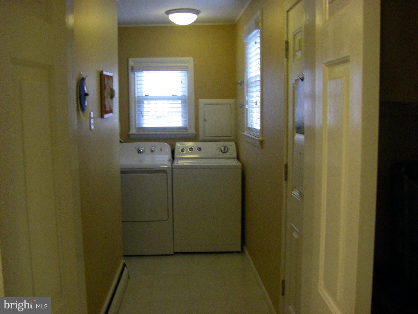 165 Friendship Road Drexel Hill, PA 19026 - Photo 16 of 25 Laundry Room