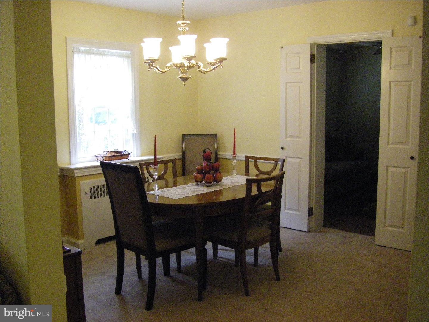 165 Friendship Road Drexel Hill, PA 19026 - Photo 10 of 25 Dining Room