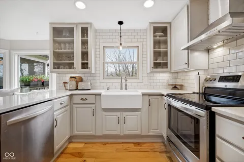 $749,900 | 208 Surrey Hill Road, Noblesville, IN 46062