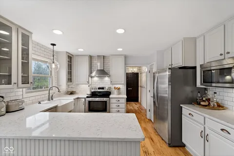 $749,900 | 208 Surrey Hill Road, Noblesville, IN 46062