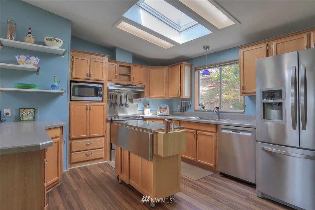 23925 7th Place West Bothell, WA 98021 - Photo 2 of 25