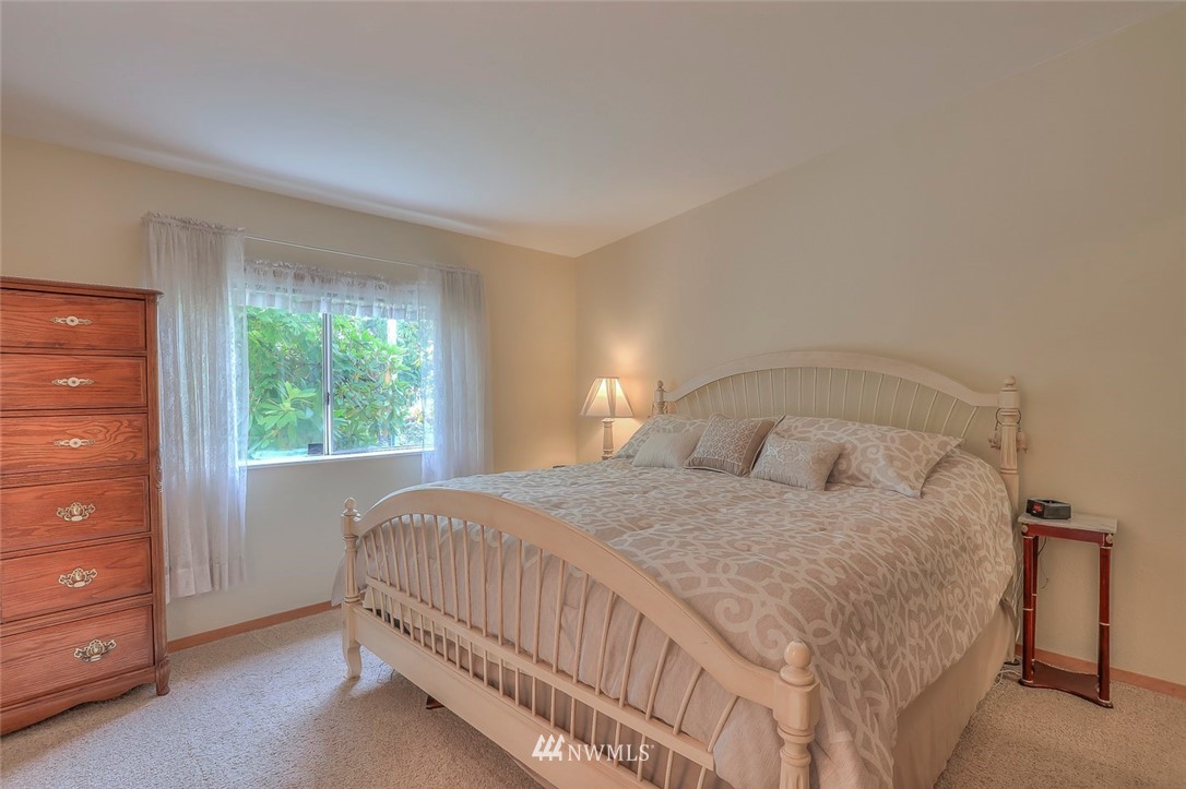 23925 7th Place West Bothell, WA 98021 - Photo 11 of 25