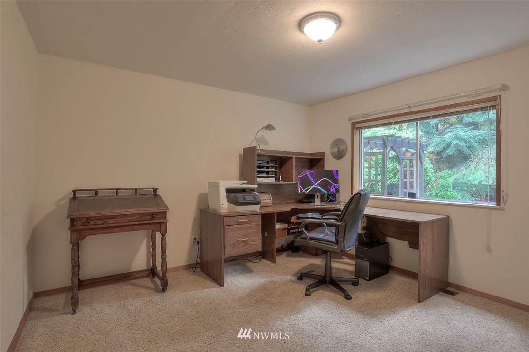 23925 7th Place West Bothell, WA 98021 - Photo 16 of 25