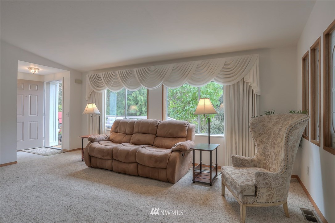 23925 7th Place West Bothell, WA 98021 - Photo 10 of 25