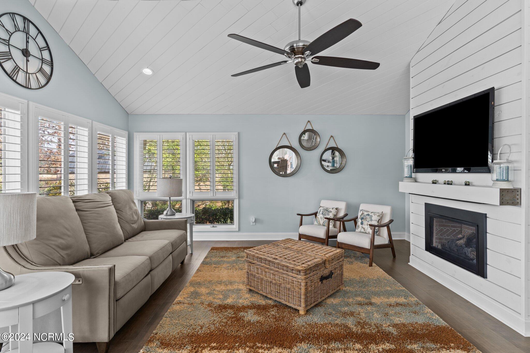 817 South Green Tee Road Hampstead, NC 28443 - Photo 12 of 52 13-web-or-mls-BTS04855