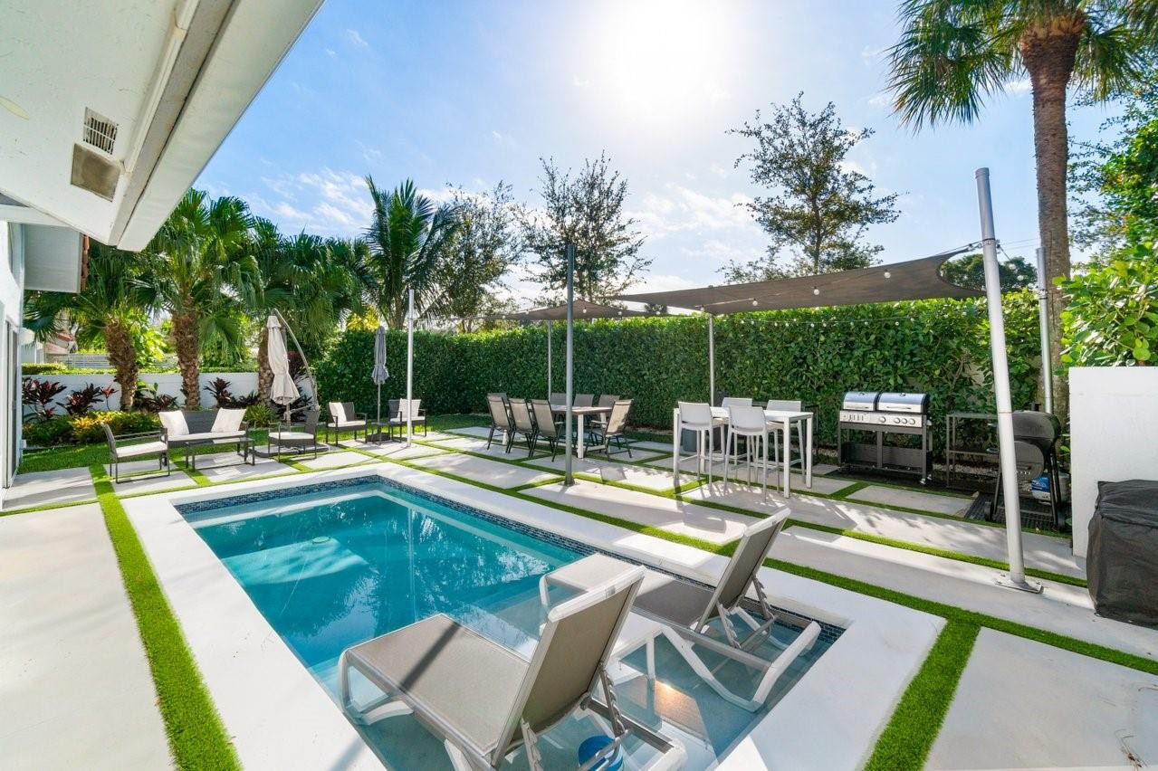 2058 Northwest 52nd Street Boca Raton, FL 33496 - Photo 1 of 35 Photo 1