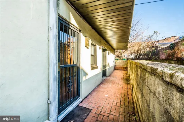 a view of empty room