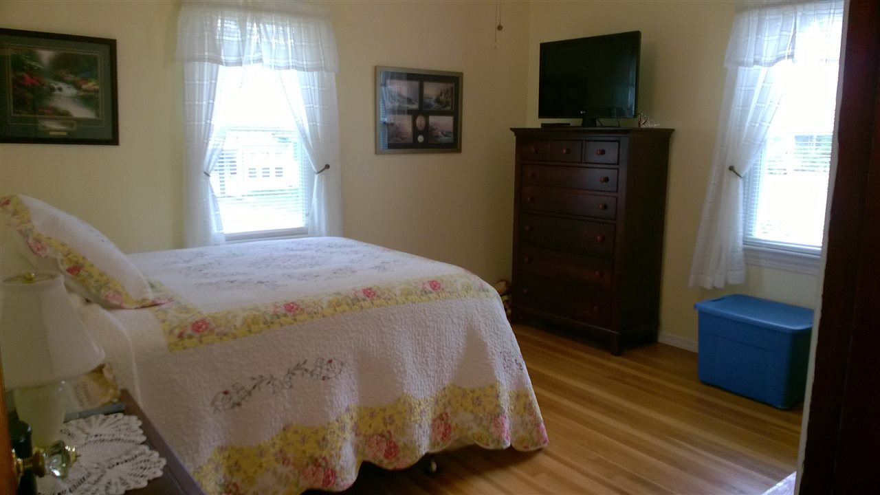 24 Morgan Street Rockingham, VT 05101 - Photo 14 of 20