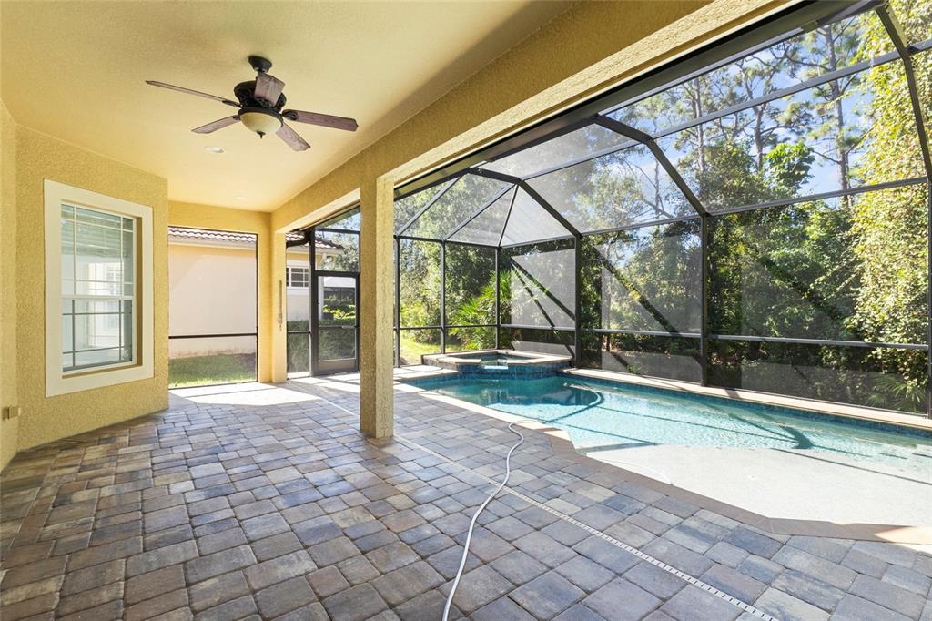 8134 Santa Rosa Court Sarasota, FL 34243 - Photo 25 of 52