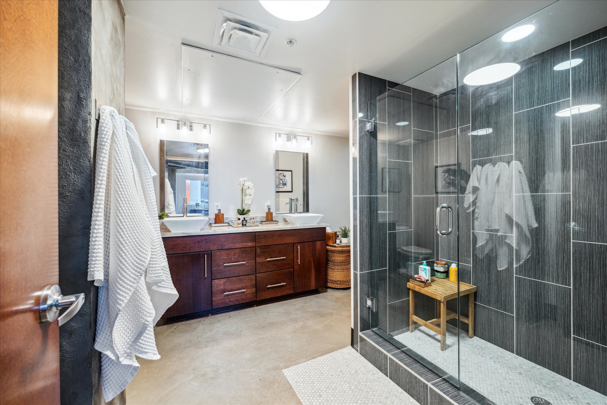800 Brazos Street, Unit 1007 Austin, TX 78701 - Photo 11 of 15