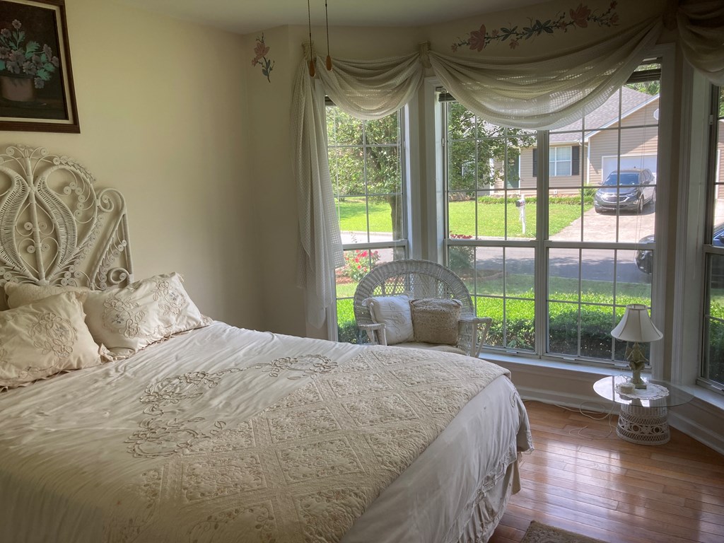 1807 Ridgefield Way Dalton, GA 30720 - Photo 10 of 22 Gallery Image 10