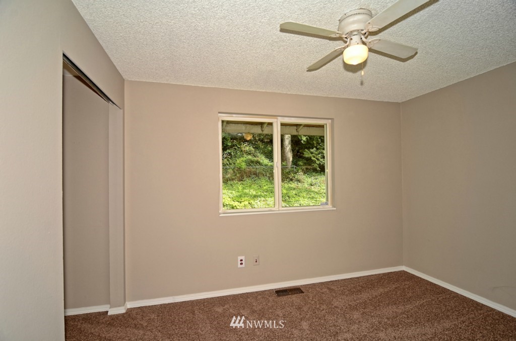 19223 34th Drive Southeast Bothell, WA 98012 - Photo 14 of 25 Gallery Image 14