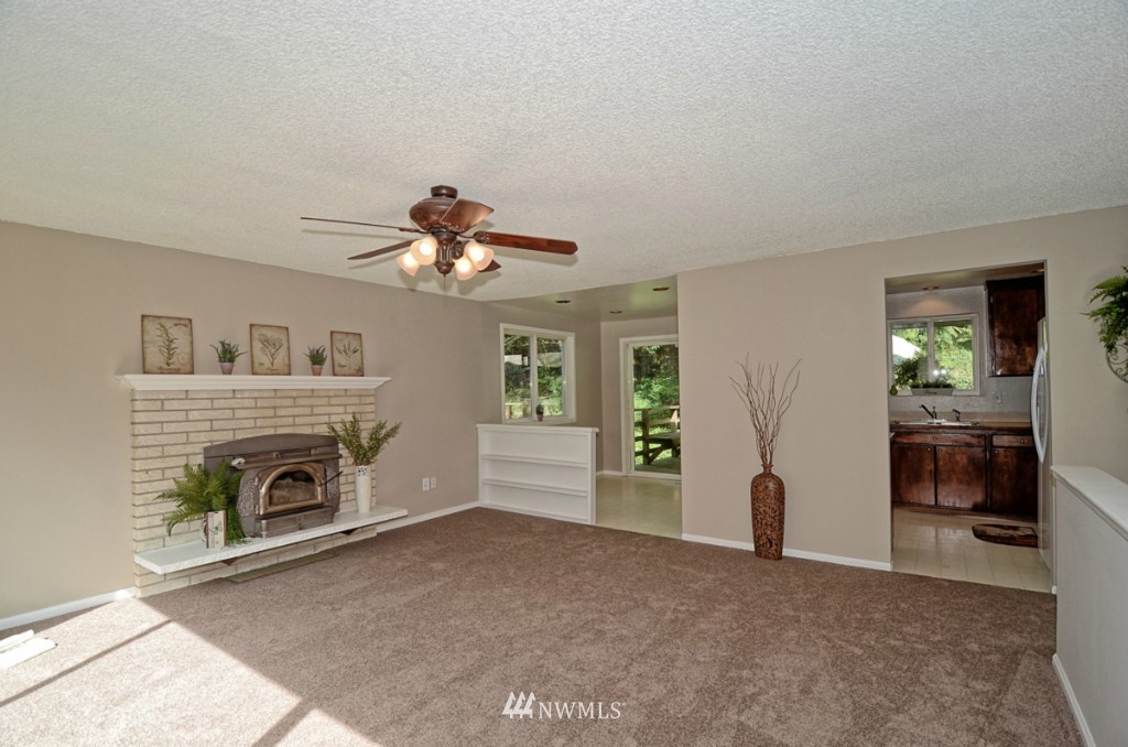 19223 34th Drive Southeast Bothell, WA 98012 - Photo 7 of 25 Gallery Image 7