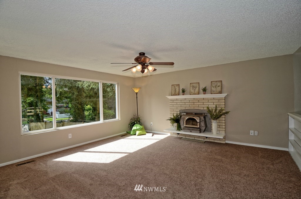 19223 34th Drive Southeast Bothell, WA 98012 - Photo 8 of 25 Gallery Image 8
