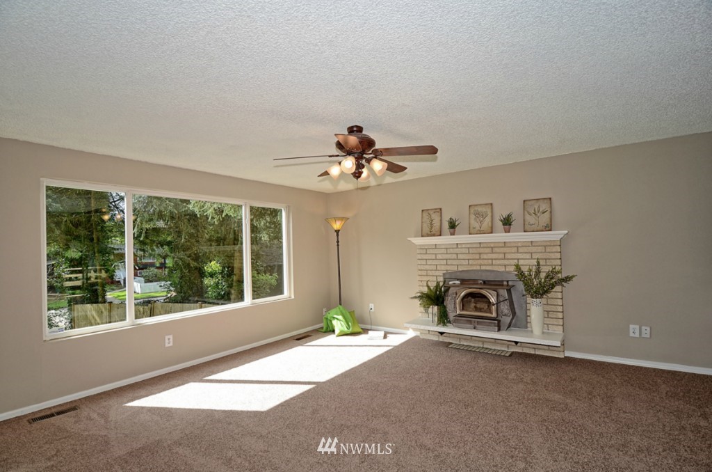 19223 34th Drive Southeast Bothell, WA 98012 - Photo 10 of 25 Gallery Image 10