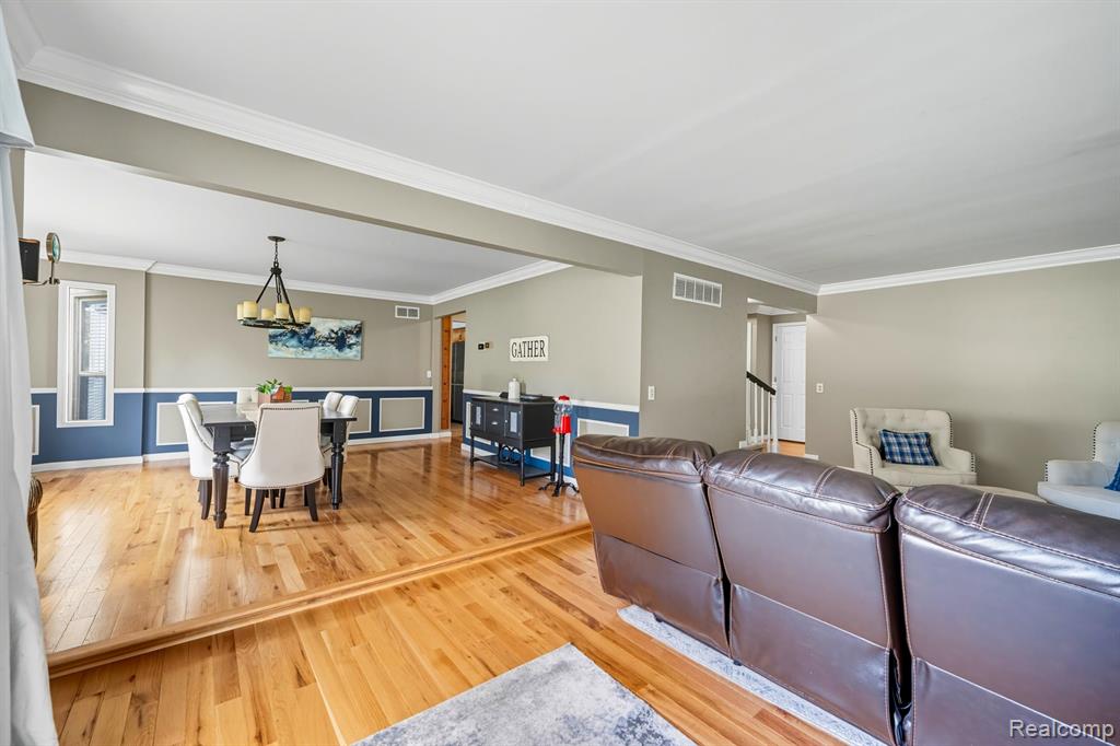 1938 Kilburn Road West Rochester Hills, MI 48306 - Photo 18 of 69