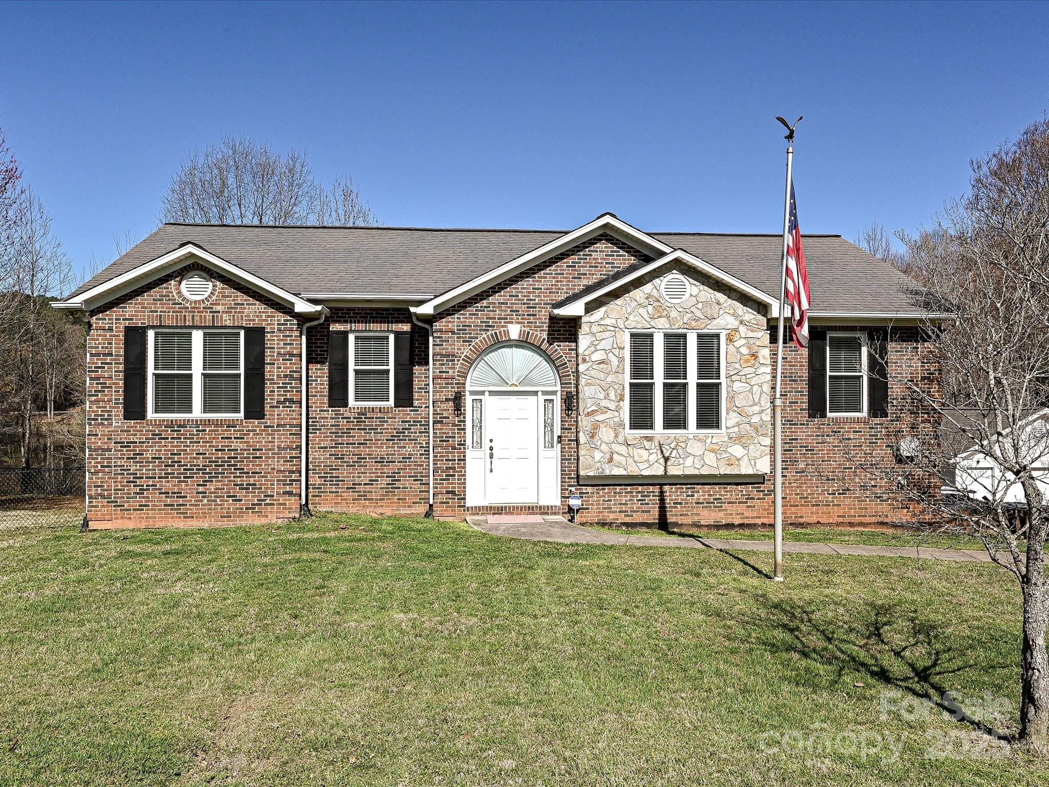 2339 Perry Road Denver, NC 28037 - Photo 1 of 40 Gallery Image 1