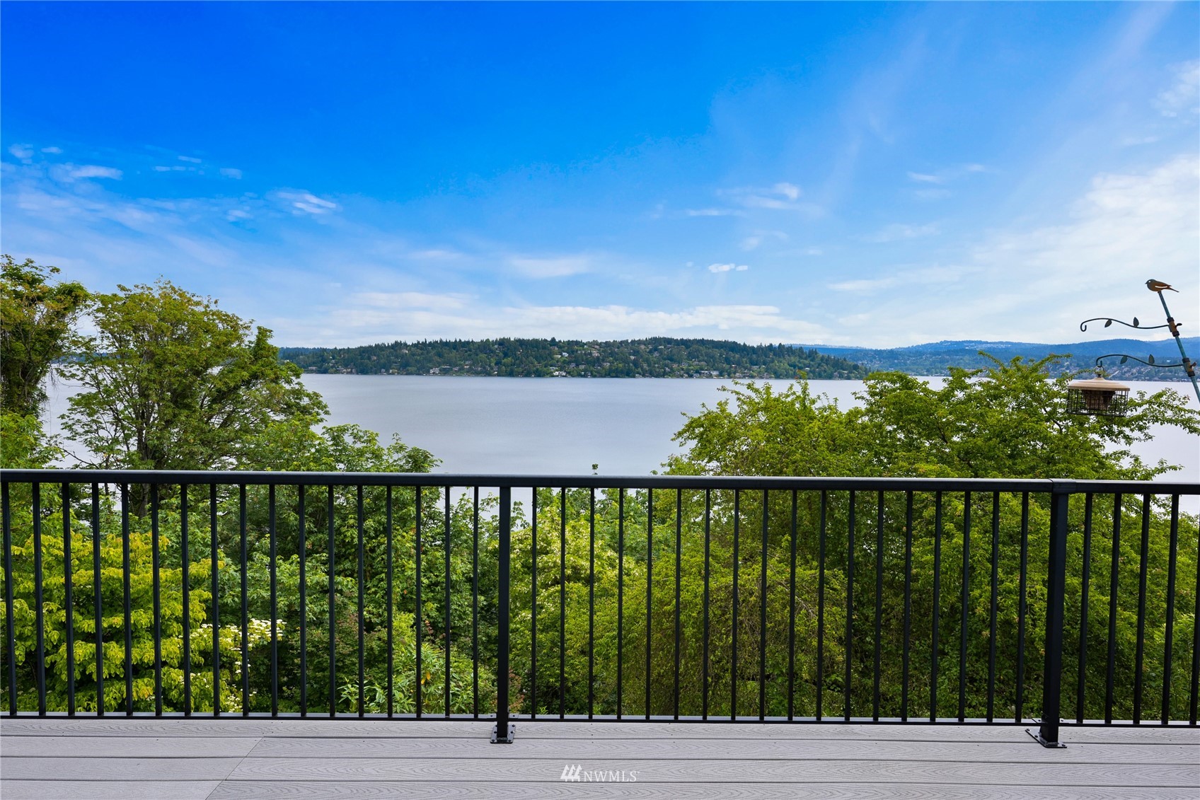 6059 South Roxbury Street Seattle, WA 98118 - Photo 11 of 40 Gallery Image 11