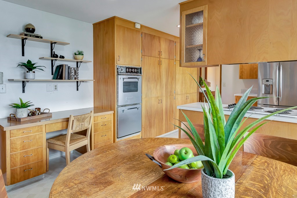 6059 South Roxbury Street Seattle, WA 98118 - Photo 14 of 40 Gallery Image 14