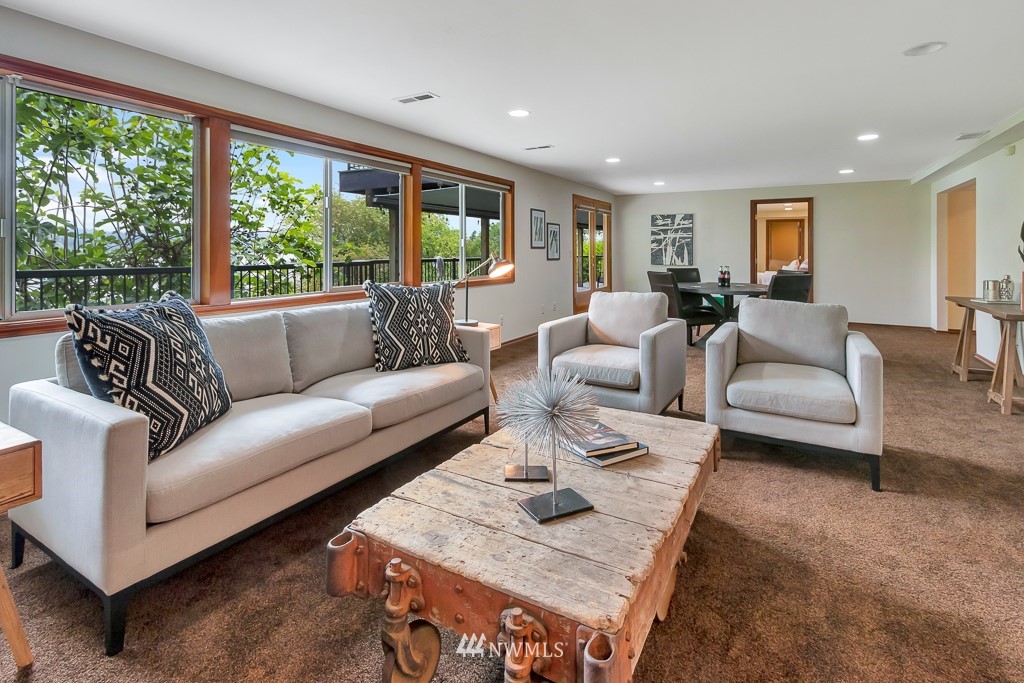 6059 South Roxbury Street Seattle, WA 98118 - Photo 22 of 40 Gallery Image 22