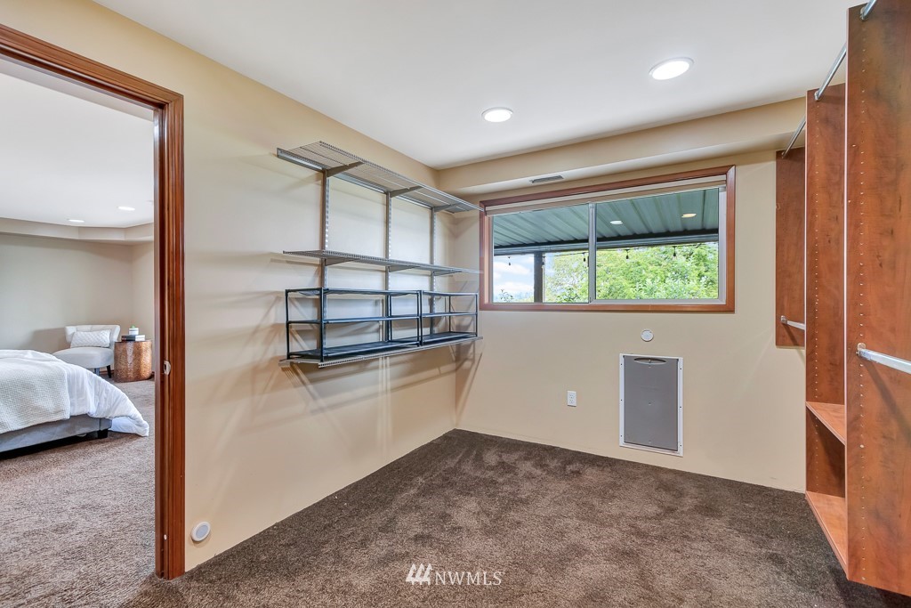 6059 South Roxbury Street Seattle, WA 98118 - Photo 26 of 40 Gallery Image 26