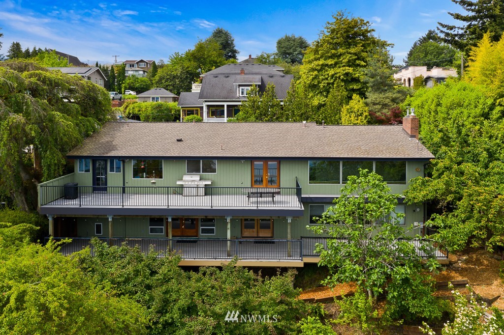 6059 South Roxbury Street Seattle, WA 98118 - Photo 35 of 40 Gallery Image 35